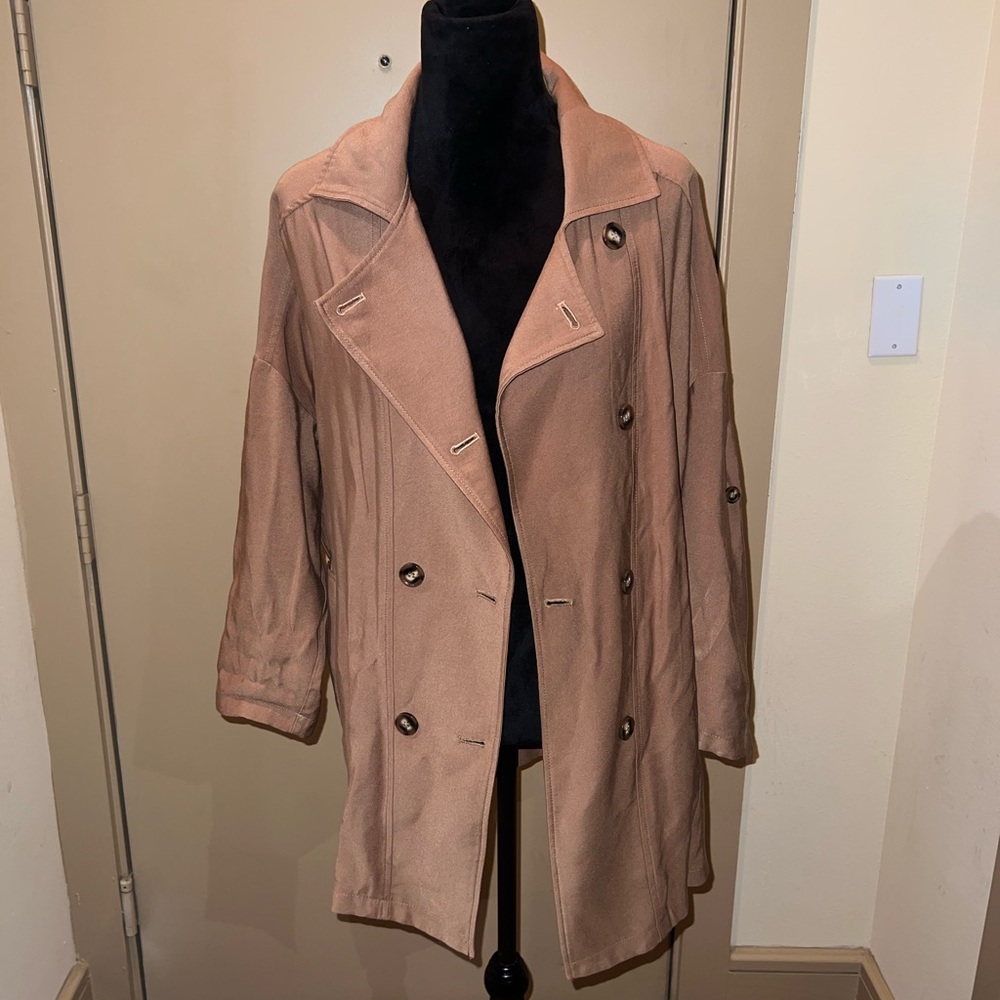 Elegant Women's Double-Breasted Trench Coat